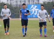 虎扑体育-亚冠集结日走向成谜；夏洛特黄蜂复出首秀；底气十足；球探报告显示潜力的简单介绍