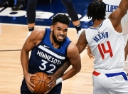 虎扑篮球- 快船比赛直播 