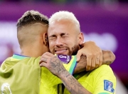 虎扑nba-内马尔回归赛场，爆冷首场状态亮眼，尤文图斯观众沸腾！的简单介绍